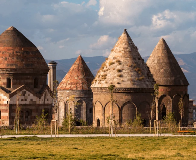 İstanbul Çıkışlı Erzurum Kars Van Turu